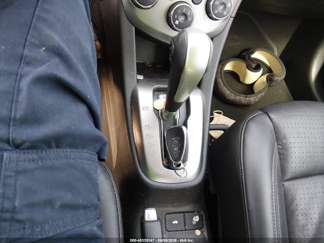 Chevrolet Sonic Premier Auto 2019 1G1JF5SB3K4121110 Image 11