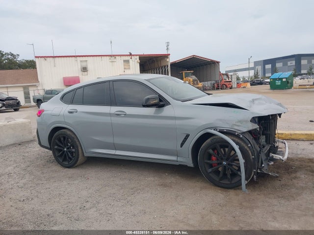 BMW X4 M40i 2024 5UX43DT04R9U95354 Image 13