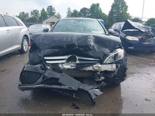 45328157 :رقم المزاد ، 55SWF4JB0JU262411 vin ، 2018 Mercedes-benz C 300 مزاد بيع