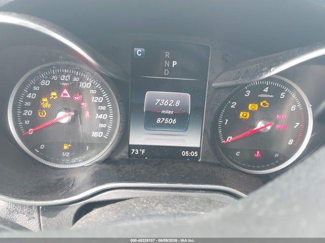45328157 :رقم المزاد ، 55SWF4JB0JU262411 vin ، 2018 Mercedes-benz C 300 مزاد بيع