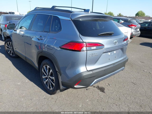 Toyota Corolla Cross Xle 2024 7MUDAAAGXRV086806 Image 3