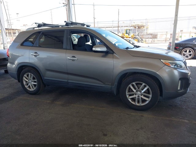 Продаж на аукціоні авто 2014 Kia Sorento Lx, vin: 5XYKTCA68EG479337, номер лоту: 45328191