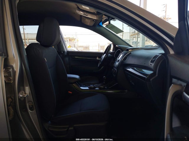 Продаж на аукціоні авто 2014 Kia Sorento Lx, vin: 5XYKTCA68EG479337, номер лоту: 45328191