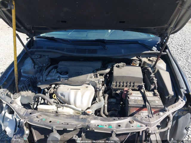 4T1BF1FK4GU176893 Toyota CAMRY SE