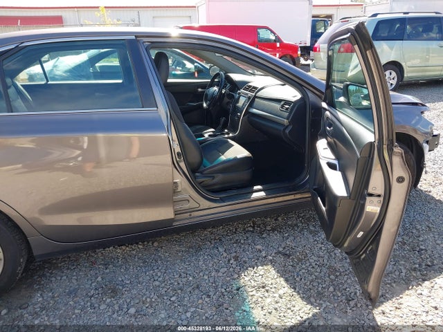 4T1BF1FK4GU176893 Toyota CAMRY SE