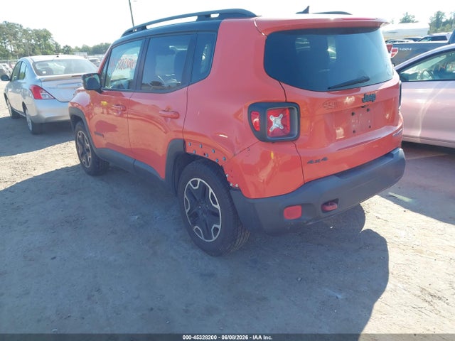 2015 Jeep Renegade Trailhawk მანქანა იყიდება აუქციონზე, vin: ZACCJBCT8FPC44784, აუქციონის ნომერი: 45328200
