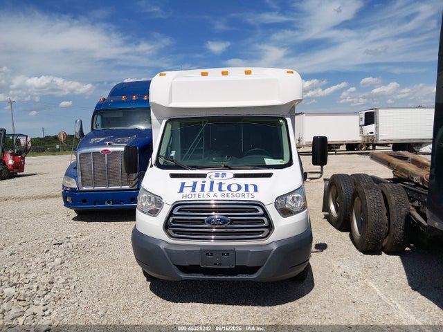 Продажа на аукционе авто 2017 Ford Transit-350 Cutaway, vin: 1FDES8PMXHKB09052, номер лота: 45328242