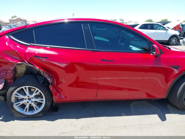 Продаж на аукціоні авто 2022 Tesla Model Y Long Range Dual Motor All-wheel Drive, vin: 7SAYGDEE2NF546563, номер лоту: 45328251
