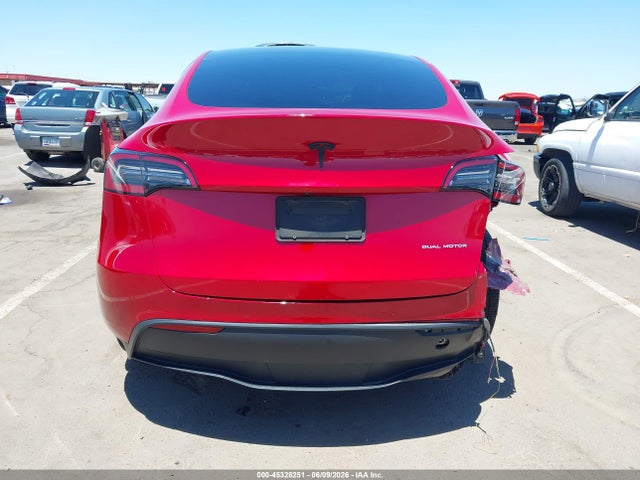 Продаж на аукціоні авто 2022 Tesla Model Y Long Range Dual Motor All-wheel Drive, vin: 7SAYGDEE2NF546563, номер лоту: 45328251