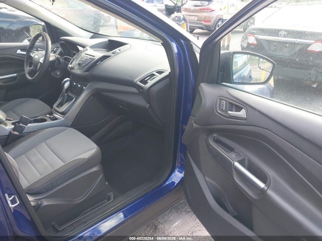 45328254 :رقم المزاد ، 1FMCU0GX8DUC47068 vin ، 2013 Ford Escape Se مزاد بيع