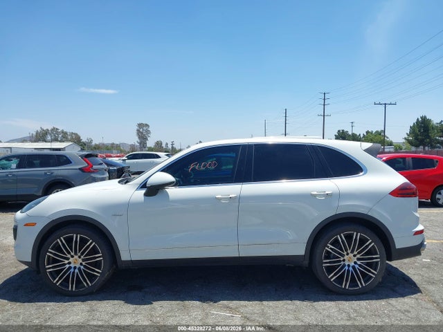 Aukcja sprzedaży 2015 Porsche Cayenne Diesel, vin: WP1AF2A24FLA36567, numer aukcji: 45328272
