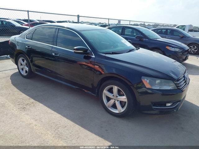 Продаж на аукціоні авто 2015 Volkswagen Passat 1.8t Limited Edition, vin: 1VWAT7A32FC095498, номер лоту: 45328282
