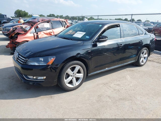 Продаж на аукціоні авто 2015 Volkswagen Passat 1.8t Limited Edition, vin: 1VWAT7A32FC095498, номер лоту: 45328282