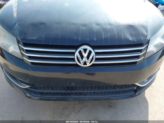 Продаж на аукціоні авто 2015 Volkswagen Passat 1.8t Limited Edition, vin: 1VWAT7A32FC095498, номер лоту: 45328282
