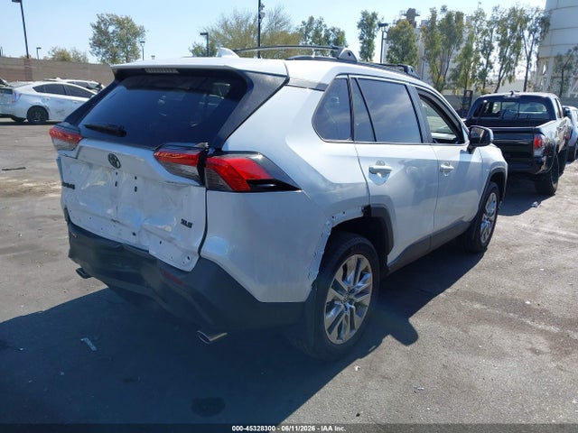 Toyota Rav4 Xle Premium 2025 2T3C1RFV4SW429237 Image 4