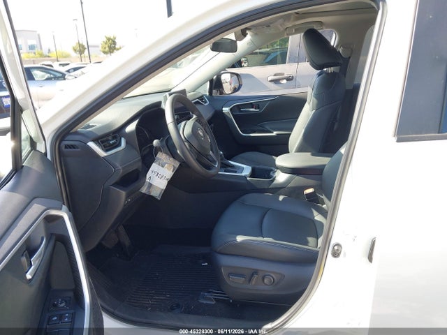 Toyota Rav4 Xle Premium 2025 2T3C1RFV4SW429237 Image 5