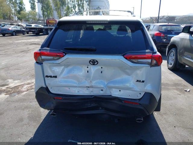 Toyota Rav4 Xle Premium 2025 2T3C1RFV4SW429237 Image 6