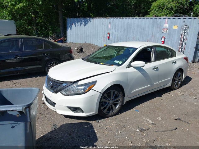 45328316 :رقم المزاد ، 1N4AL3AP0JC276256 vin ، 2018 Nissan Altima 2.5 Sr مزاد بيع
