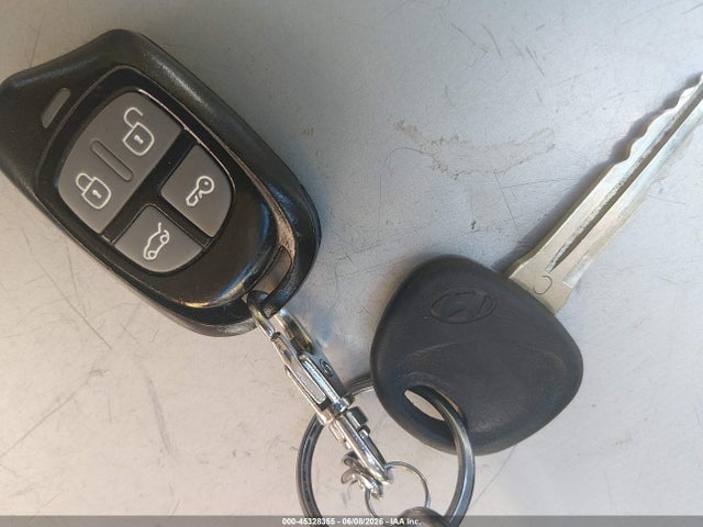 2012 Hyundai Santa Fe Gls მანქანა იყიდება აუქციონზე, vin: 5XYZGDAB0CG157889, აუქციონის ნომერი: 45328355