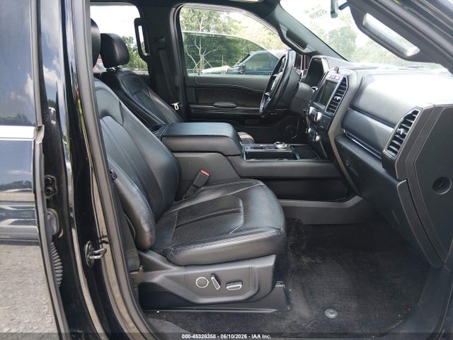 Ford Expedition Limited 2018 1FMJU1KT2JEA49934 Image 5