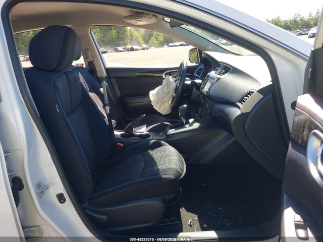 3N1AB7AP3GY239581 Nissan SENTRA SV