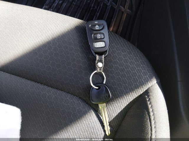 Продаж на аукціоні авто 2018 Hyundai Elantra Sel, vin: 5NPD84LF0JH236153, номер лоту: 45328391