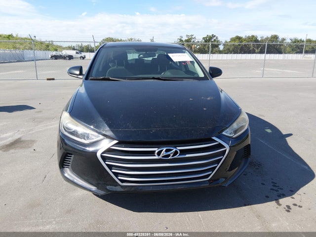 Продаж на аукціоні авто 2018 Hyundai Elantra Sel, vin: 5NPD84LF0JH236153, номер лоту: 45328391
