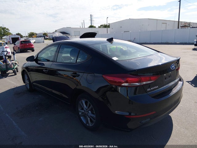 Продаж на аукціоні авто 2018 Hyundai Elantra Sel, vin: 5NPD84LF0JH236153, номер лоту: 45328391