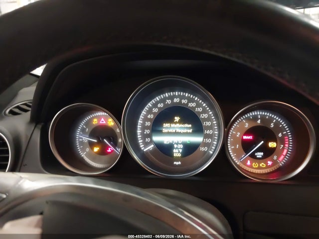 45328402 :رقم المزاد ، WDDGF8AB1DG126737 vin ، 2013 Mercedes-benz C 300 Sport 4matic مزاد بيع