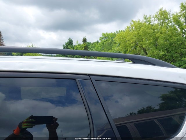 Продажа на аукционе авто 2018 Ford Escape Se, vin: 1FMCU9G9XJUC13635, номер лота: 45328608