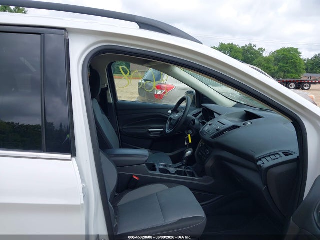 Продажа на аукционе авто 2018 Ford Escape Se, vin: 1FMCU9G9XJUC13635, номер лота: 45328608