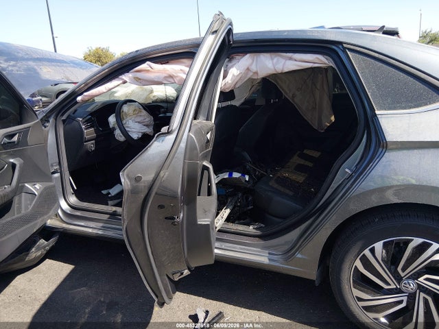 3VWE57BU9MM041887 Volkswagen Jetta 1.4t Sel