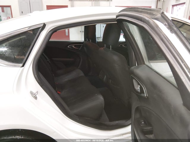 Chrysler 200 Limited 2015 1C3CCCAB1FN702026 Image 8