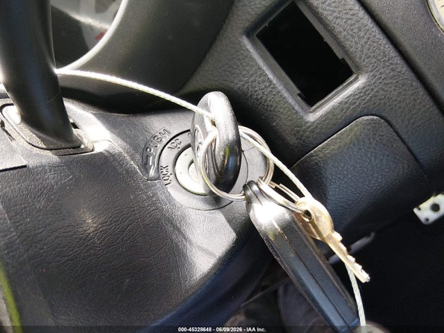 45328648 :رقم المزاد ، JTDFR320930064010 vin ، 2003 Toyota Mr2 Spyder مزاد بيع