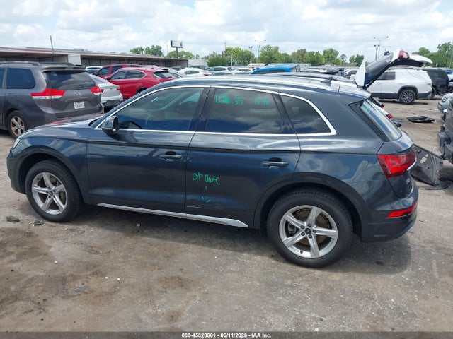 Aukcja sprzedaży 2021 Audi Q5 Premium 45 Tfsi Quattro S Tronic, vin: WA1AAAFY1M2062855, numer aukcji: 45328661