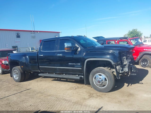 1GT42YEY8JF271525 GMC Sierra 3500hd Denali