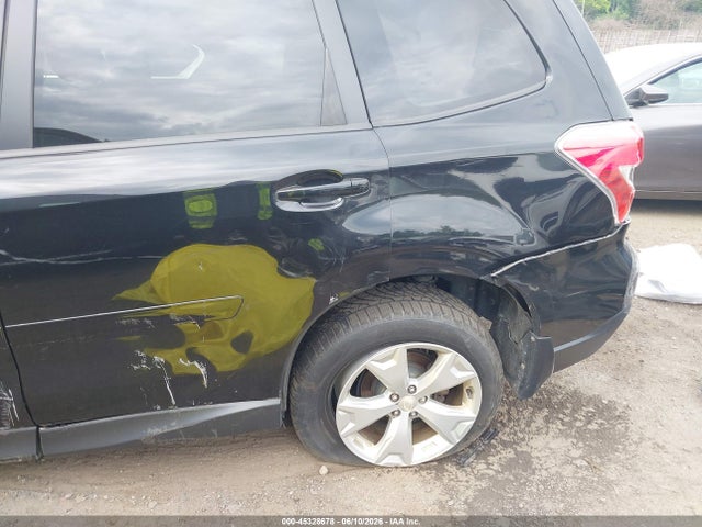 Subaru Forester 2.5i Premium 2014 JF2SJAEC1EH542006 Image 19