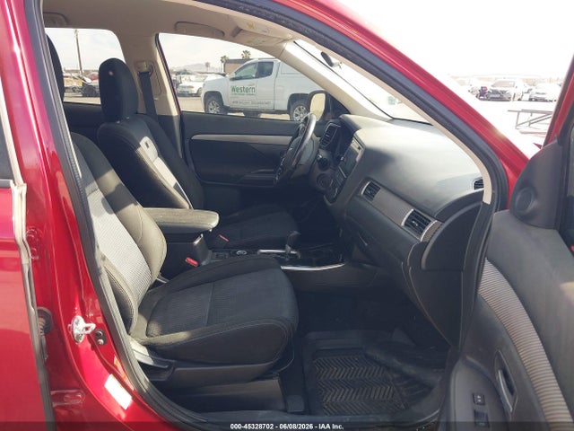 Продаж на аукціоні авто 2018 Mitsubishi Outlander Se, vin: JA4AZ3A32JZ041712, номер лоту: 45328702