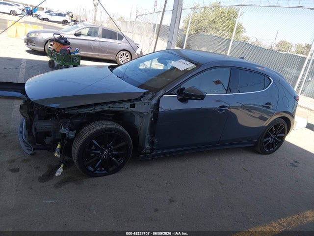 Auction sale of the 2019 Mazda Mazda3 Premium Package, vin: JM1BPANM7K1133096, lot number: 45328707