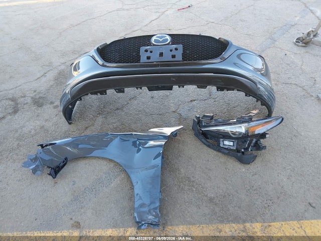 Mazda Mazda3 Premium Package 2019 JM1BPANM7K1133096 Image 12