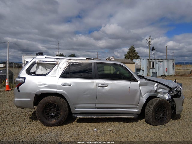 Toyota 4runner Limited 2017 JTEBU5JR4H5430194 Image 14