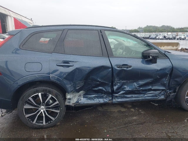Volvo Xc60 B5 Ultimate Dark Theme 2024 YV4L12RM9R1842495 Image 14