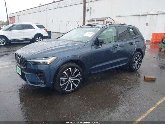 Volvo Xc60 B5 Ultimate Dark Theme 2024 YV4L12RM9R1842495 Image 2