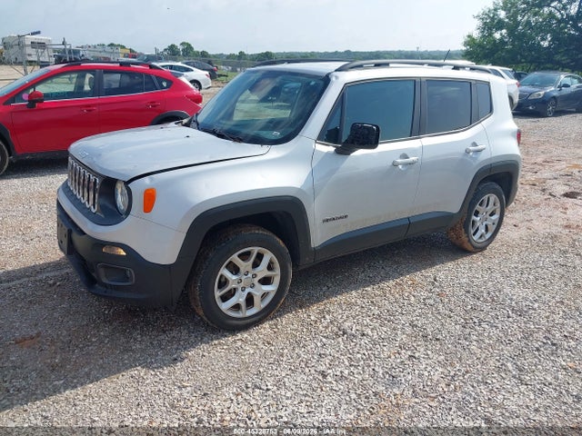 Jeep Renegade Latitude 4x4 2017 ZACCJBBB9HPF33085 Image 2