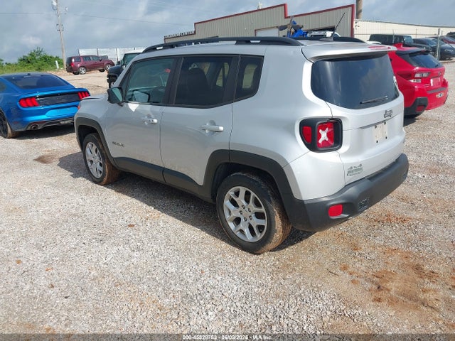 Jeep Renegade Latitude 4x4 2017 ZACCJBBB9HPF33085 Image 3