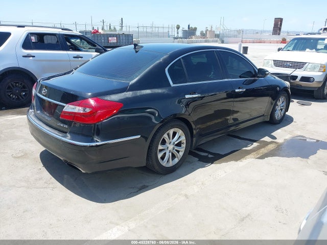 45328760 :رقم المزاد ، KMHGC4DD0DU233090 vin ، 2013 Hyundai Genesis 3.8 مزاد بيع