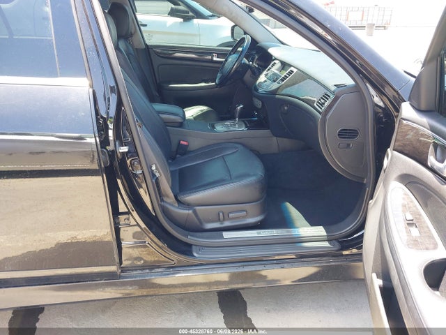 45328760 :رقم المزاد ، KMHGC4DD0DU233090 vin ، 2013 Hyundai Genesis 3.8 مزاد بيع
