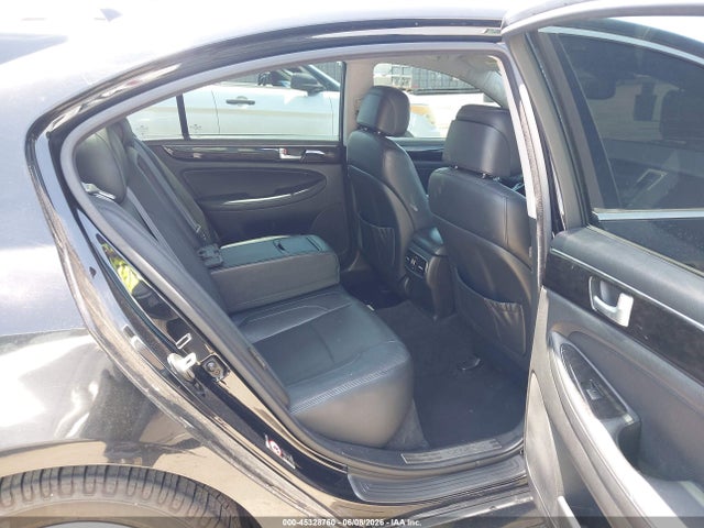 45328760 :رقم المزاد ، KMHGC4DD0DU233090 vin ، 2013 Hyundai Genesis 3.8 مزاد بيع