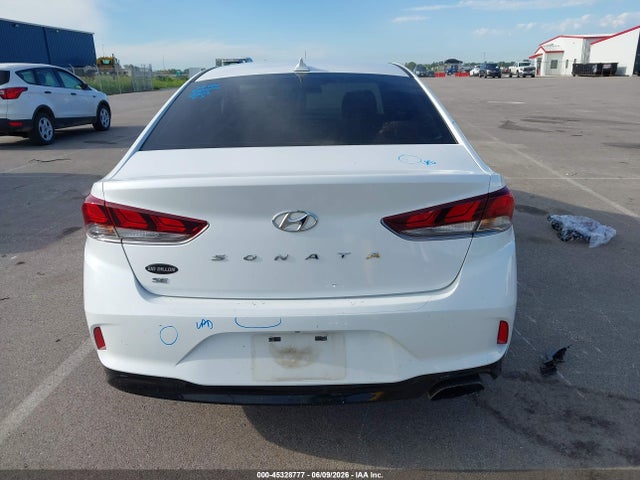 Hyundai SONATA SE 2019 5NPE24AF0KH754824 Image 17