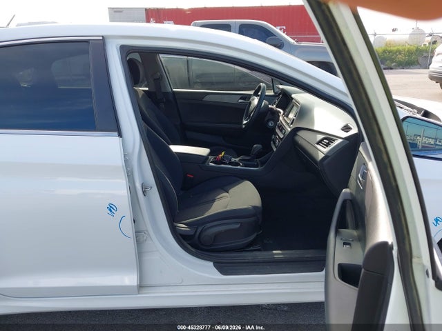 Hyundai SONATA SE 2019 5NPE24AF0KH754824 Image 5